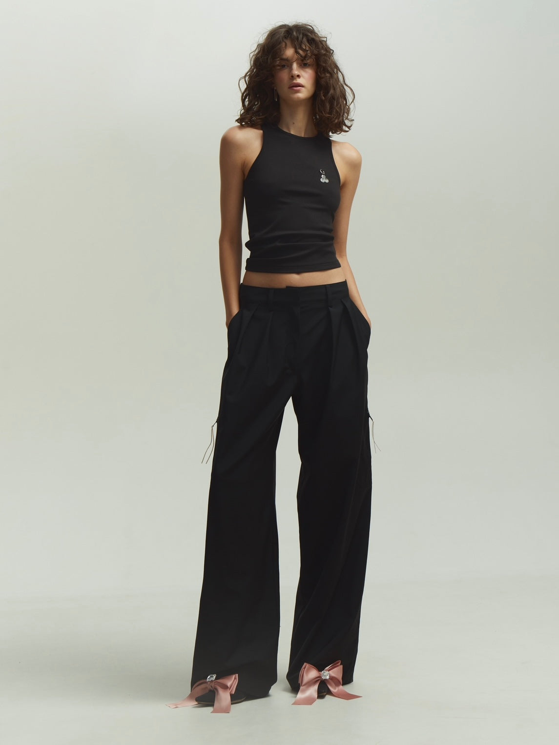Wool Low Rise Trousers In Black