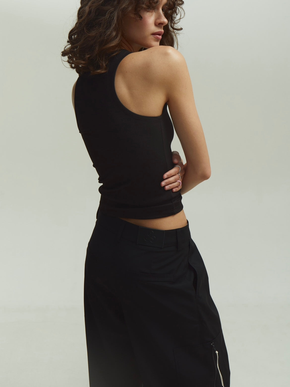 Wool Low Rise Trousers In Black