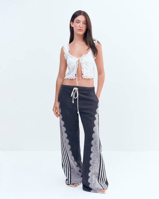 Cotton Top With The Lace Trim